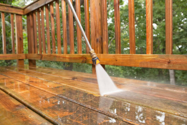 Why Choose Our Certified Pressure Washing Experts for Your Project Needs in Horseshoe Bend, AR?